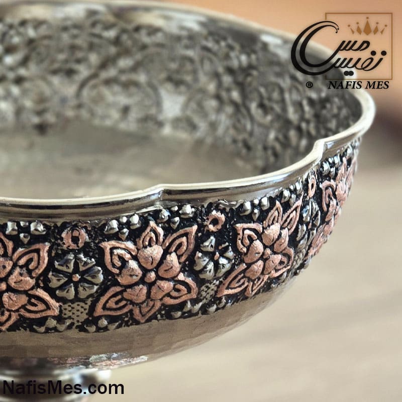 Alternative view of شکلات خوری پایه بلند کروم فاخر طرح تراش