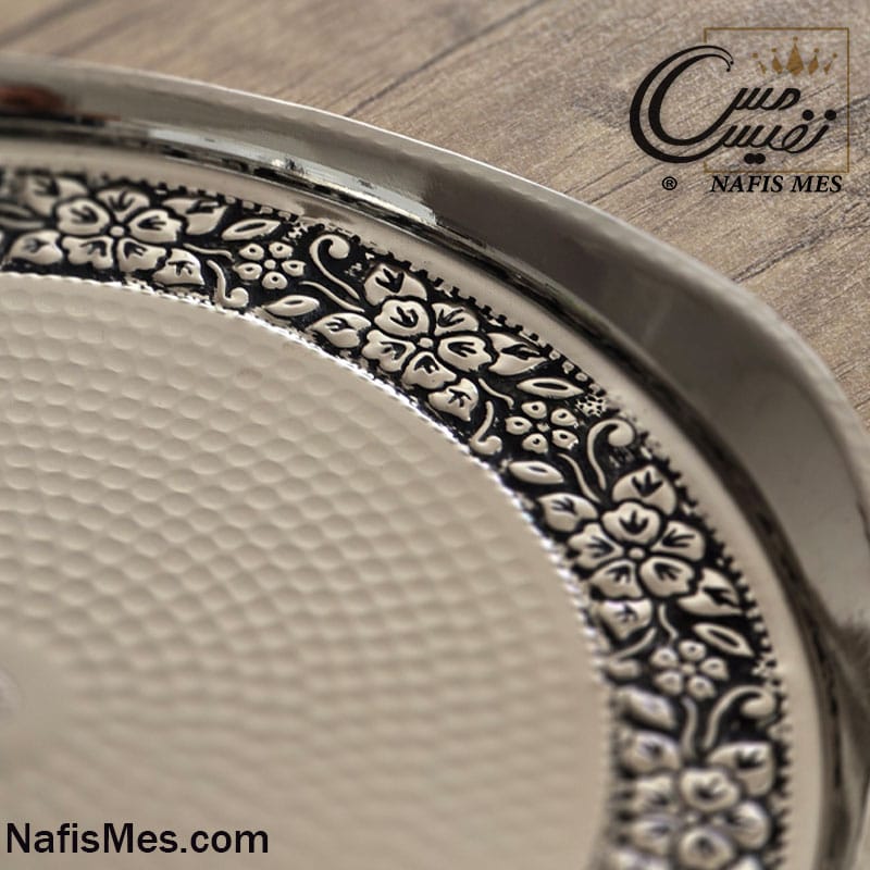 Alternative view of سینی کروم سه گوش طرح رز نفیس زنجان