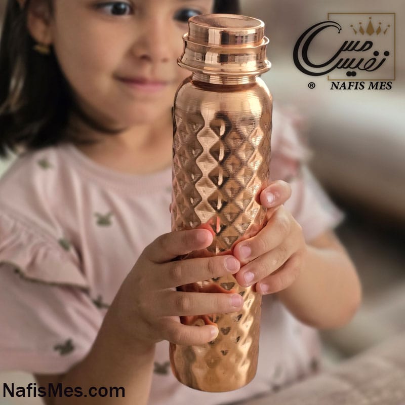 بطری آب ( قمقمه ) مسی طرح الماس ( ساخت هنرمندان زنجانی )